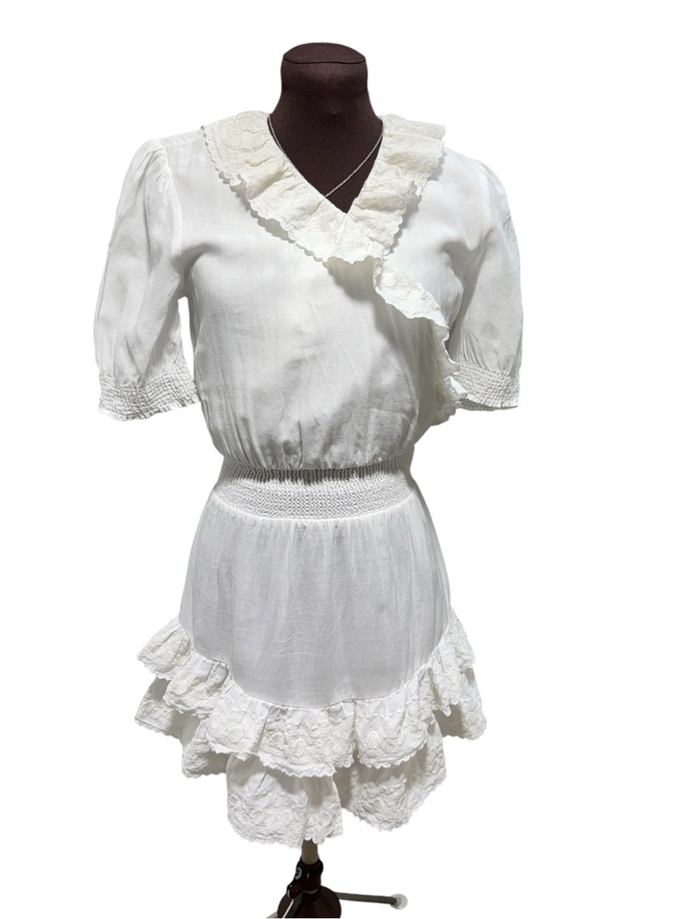 Les Coyotes De Paris Girls 14 White Prairie Dress Smocked Waist Ruffle Trim
